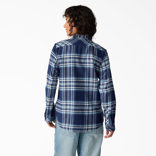 Dickies Smart Buy | Women's Plaid Flannel Long Sleeve Shirt