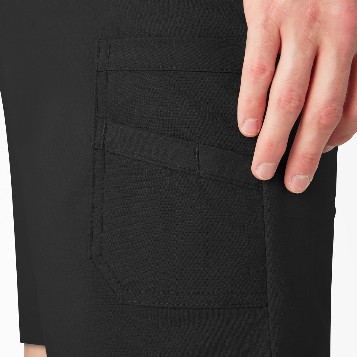 Dickies Essential | FLEX Cooling Regular Fit Utility Shorts, 11"